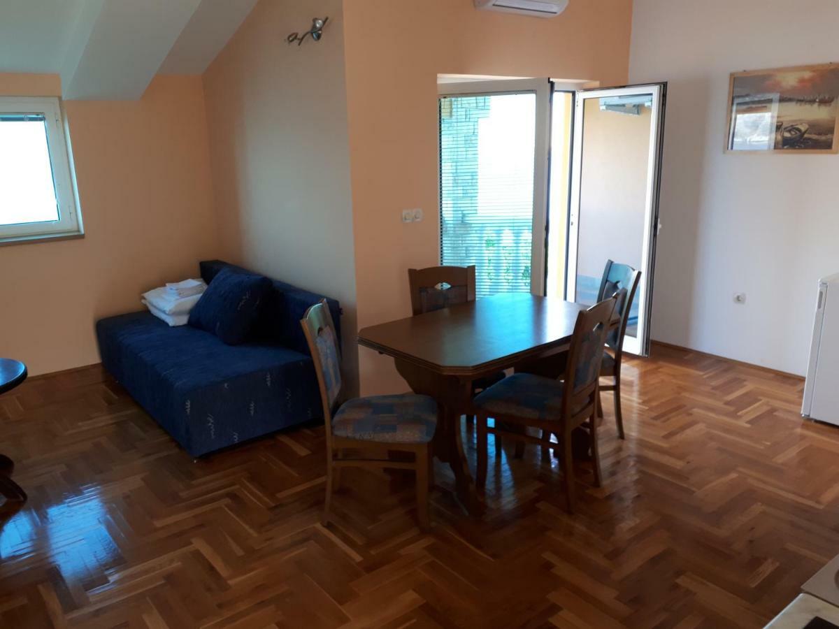 Apartments Horvat On Island Pag Vlašići Exterior foto